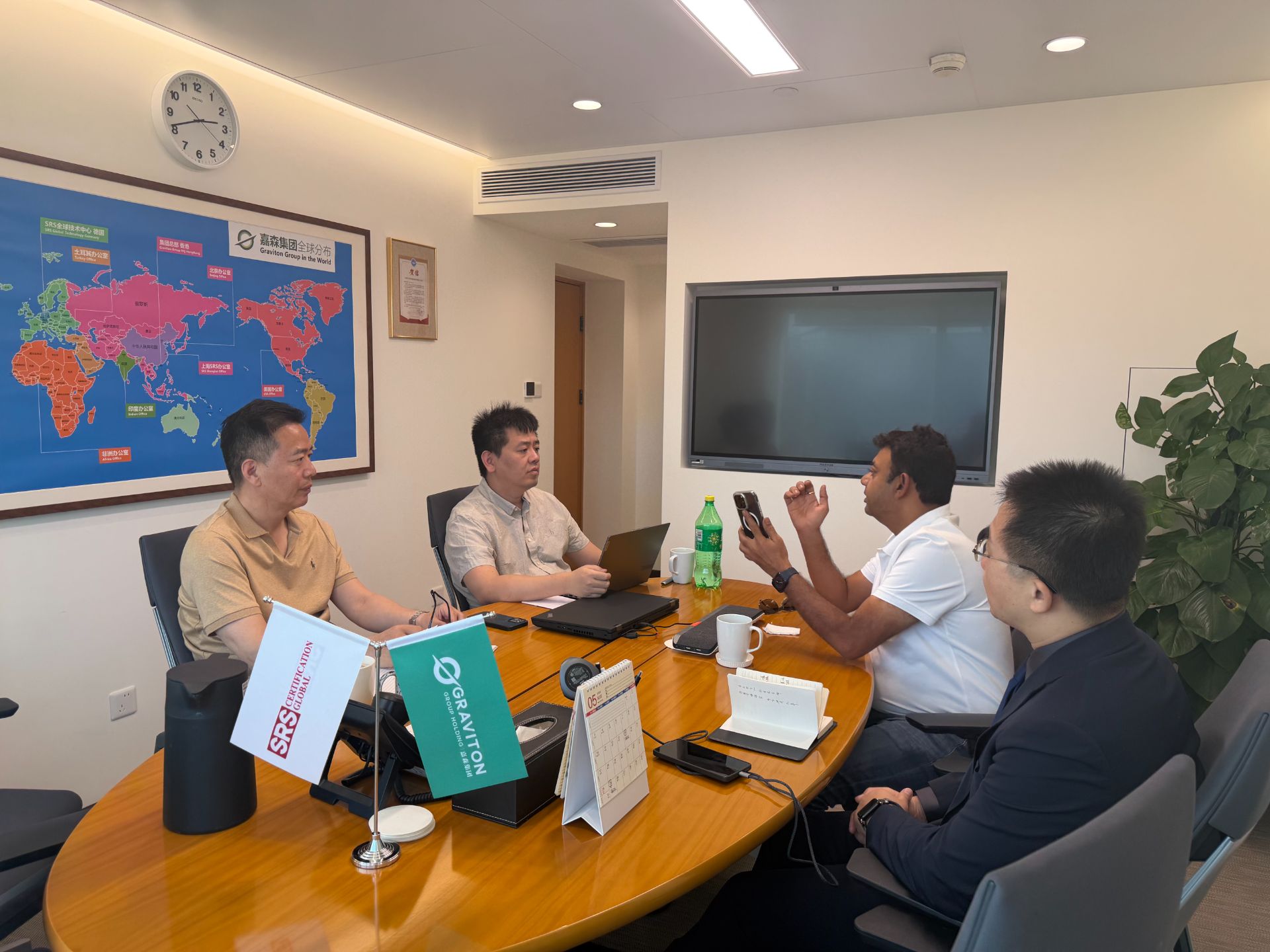The founder of Globus Group visited SRS Certification. Both sides reached a consensus on deepening strategic cooperation in the cross-border organic industry-125-2